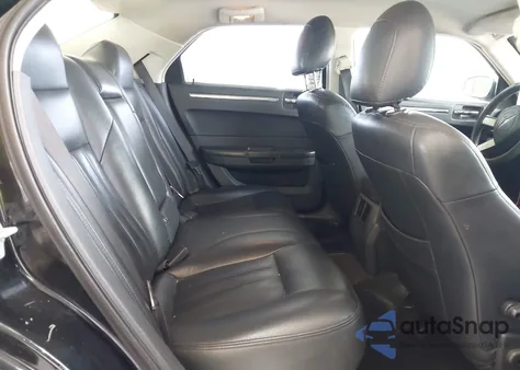 2009 Chrysler 300 Lx z USA, uszkodzony, nr VIN 2C3KA43D09H517498